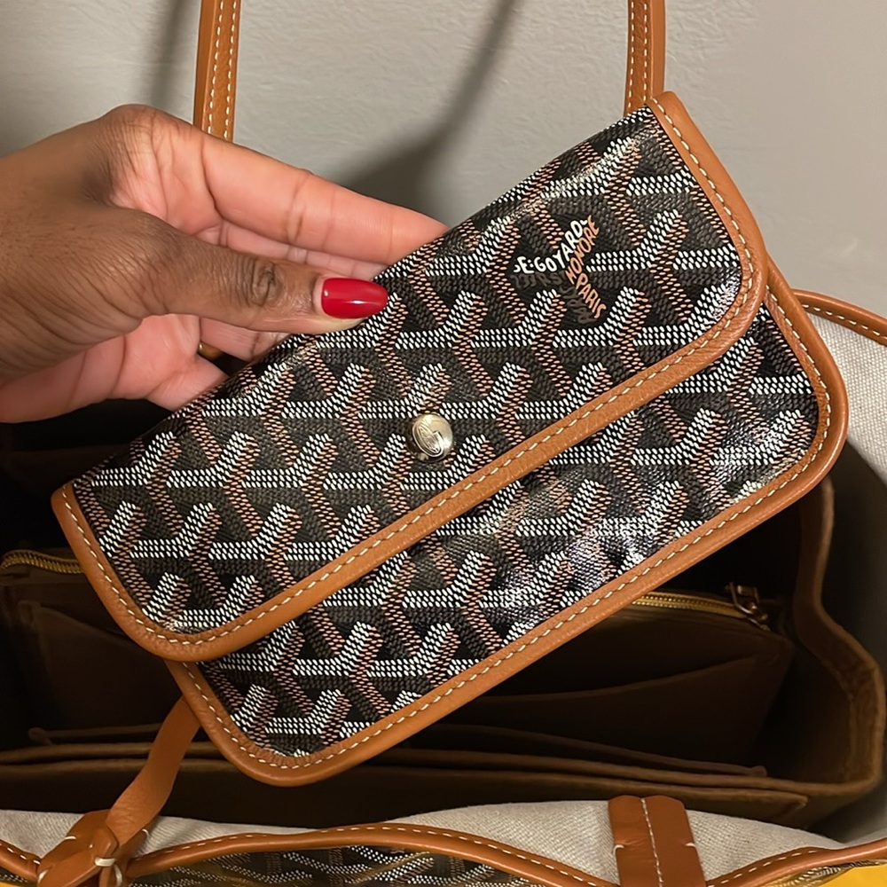 Goyard Brown Chevron Tote with Tan Trim - Picture 4 of 12